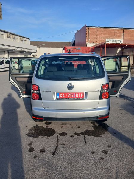 Volkswagen Touran • 2007 • 238,000 km 5
