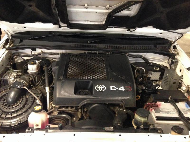 Toyota Fortuner • 2016 • 98,000 km 4