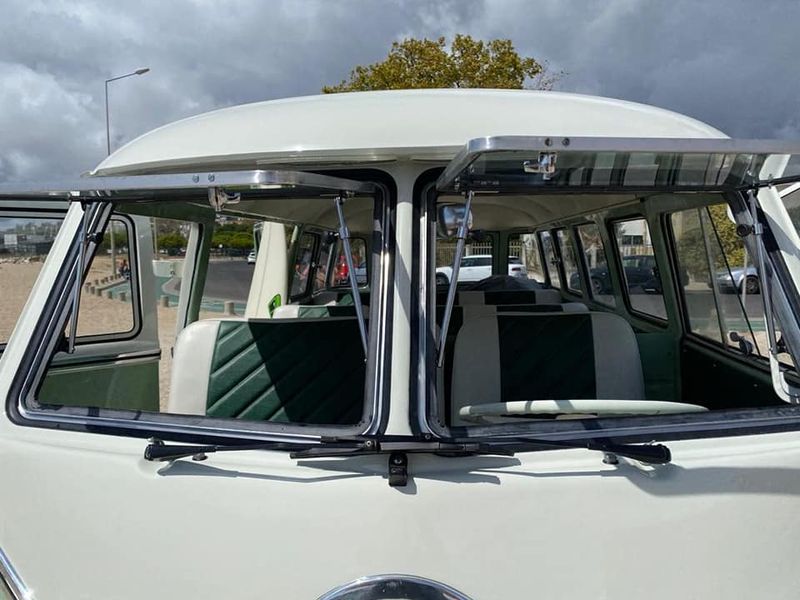 Volkswagen T4 Caravelle • 1968 • 20,000 km 8