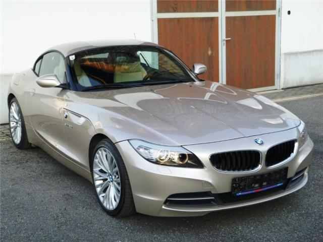 BMW Z4 • 2011 • 118,000 km 3