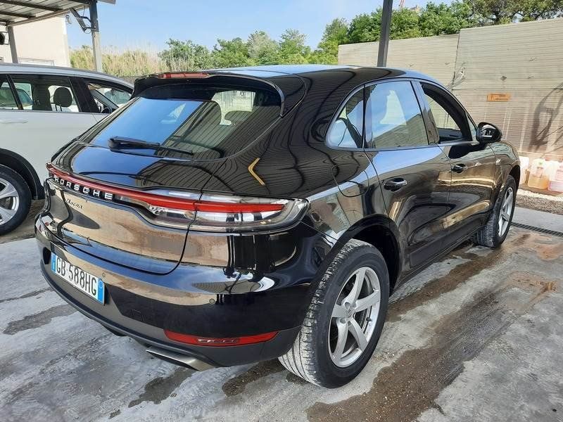 Porsche Macan • 2020 • 65,775 km 2