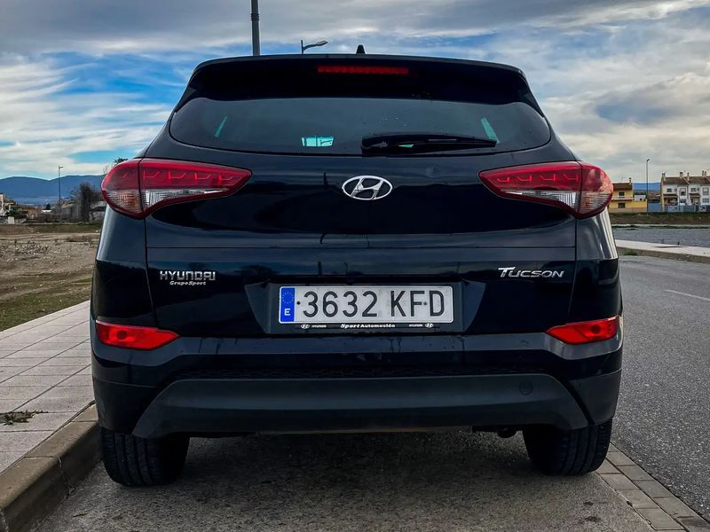 Hyundai Tucson • 2017 • 118,600 km 4