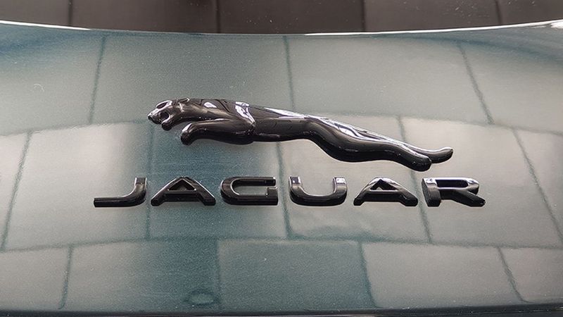 Jaguar F-Type • 2021 • 24,532 km 7