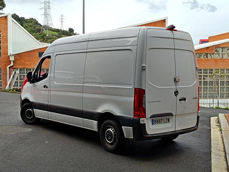 Mercedes-Benz Sprinter • 2022 • 21,000 km 3