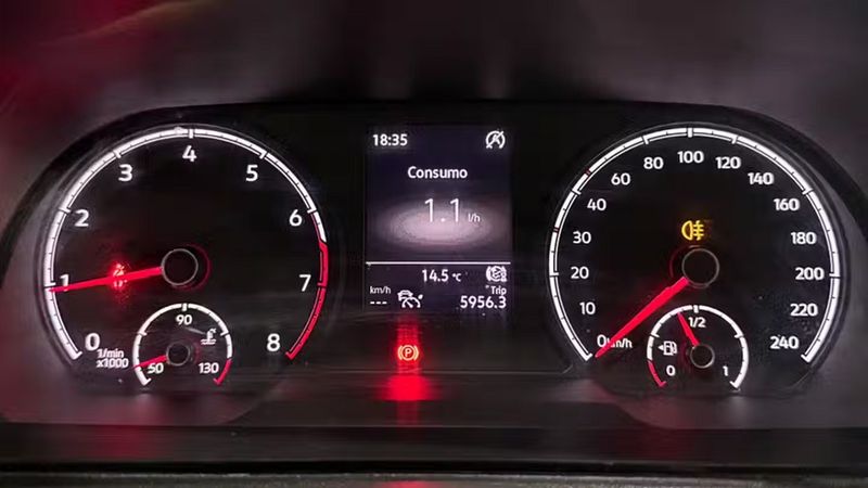 Volkswagen Caddy • 2023 • 59,552 km 8