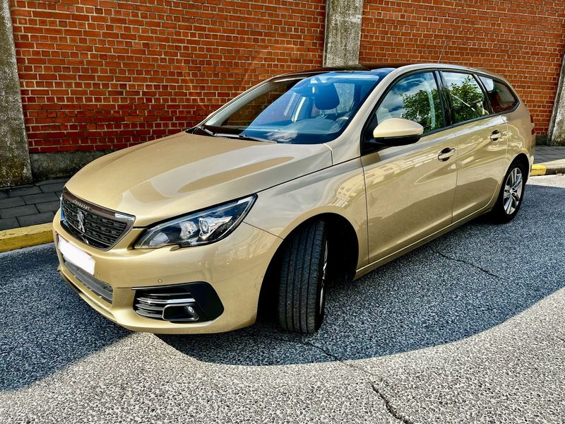 Peugeot 308 SW • 2017 • 105,000 km 1