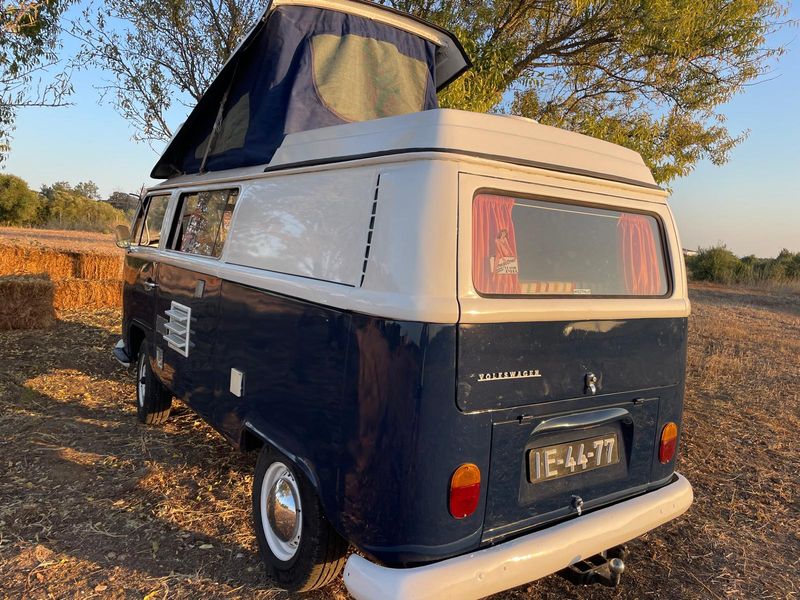 Volkswagen T4 Caravelle • 1971 • 64,000 km 12