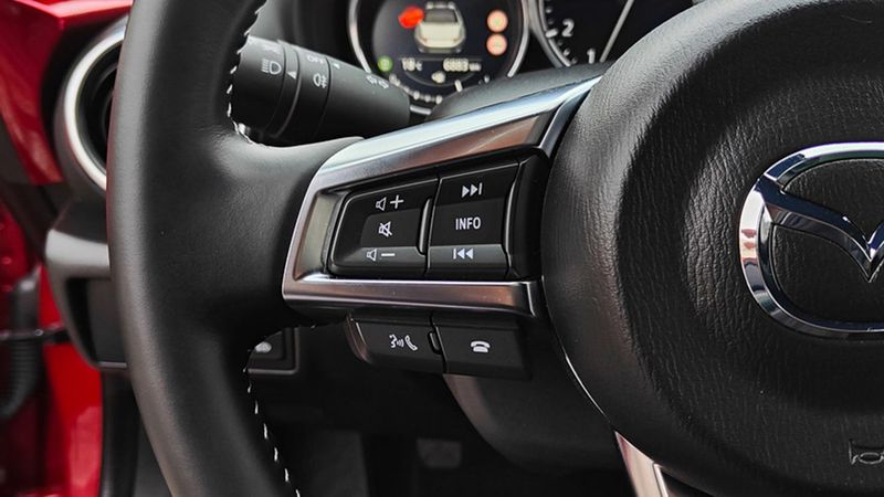 Mazda MX-5 • 2024 • 6,883 km 17