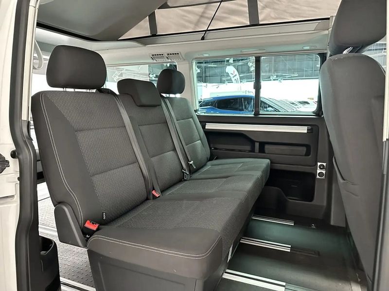 Volkswagen T5 • 2017 • 44,000 km 8