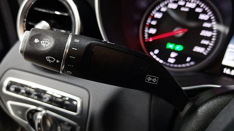 Mercedes-Benz C-Class • 2015 • 137,153 km 14