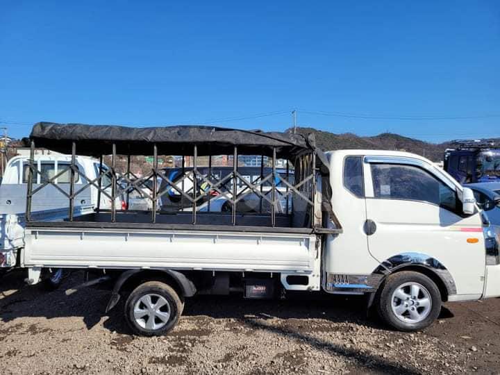 Hyundai  • 2014 • 570,000 km 1