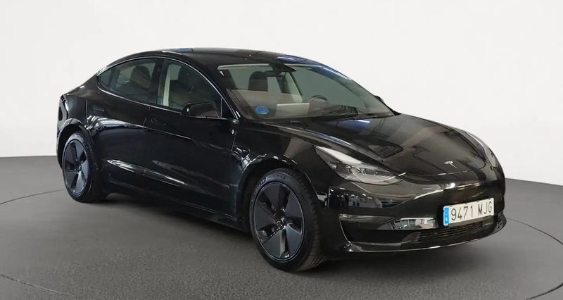 Tesla Model 3 • 2023 • 27,523 km 1