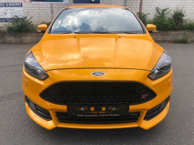 Ford Focus • 2017 • 85,000 km 5