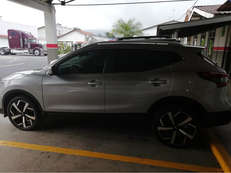 Nissan Qashqai • 2018 • 15,000 km 4