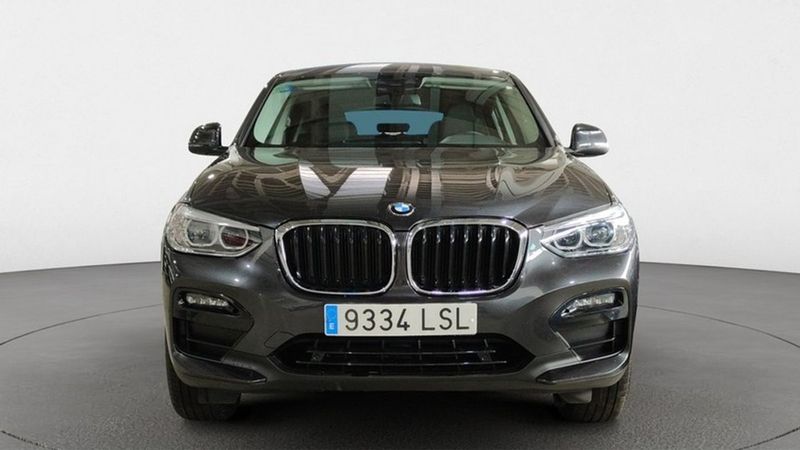 BMW X4 • 2021 • 46,200 km 11