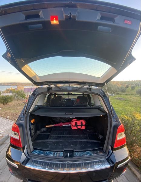 Mercedes-Benz GL-Class • 2010 • 300,000 km 6