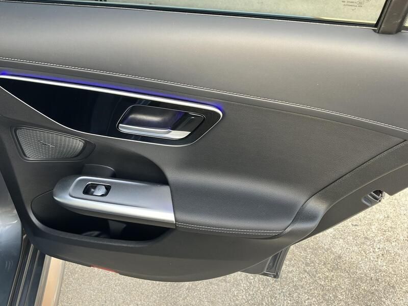 Mercedes-Benz C-Class • 2023 • 85,051 km 24