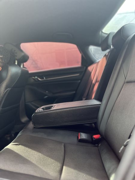 Honda Accord • 2020 • 31,061 km 6