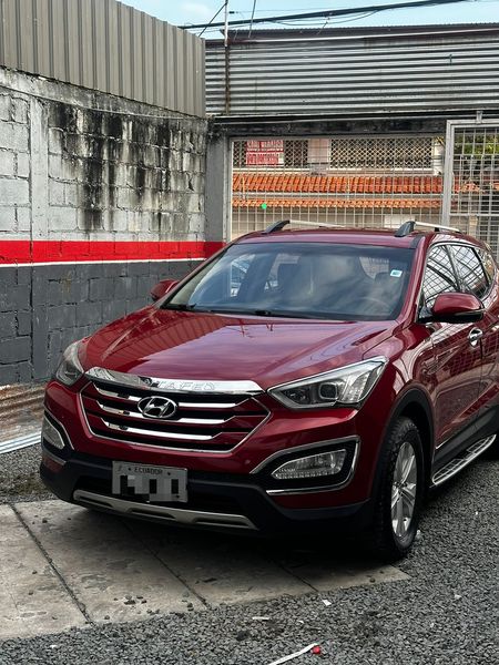 Hyundai Santa Fe • 2015 • 113,000 km 1