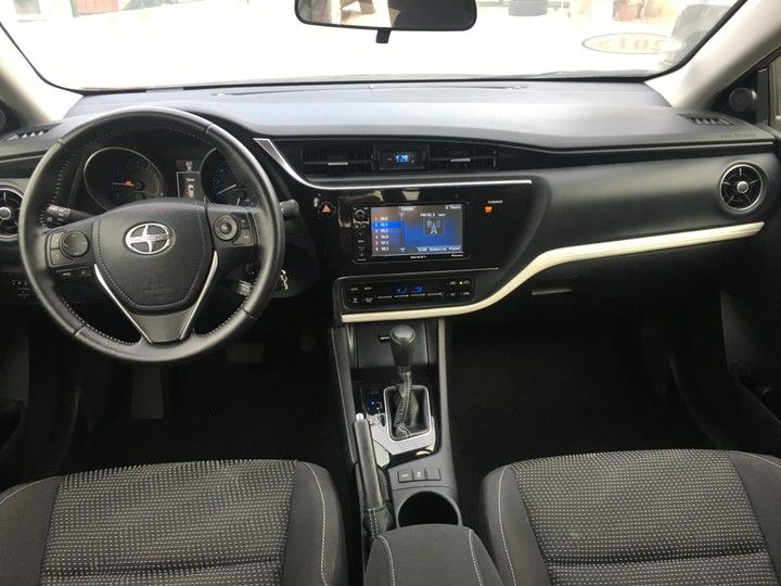Toyota Starlet • 2014 • 21 km 3