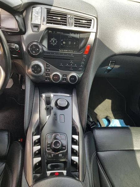 Citroën DS5 • 2013 • 166,000 km 9