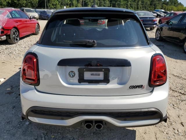 MINI Cooper S • 2023 • 10,000 mi 5