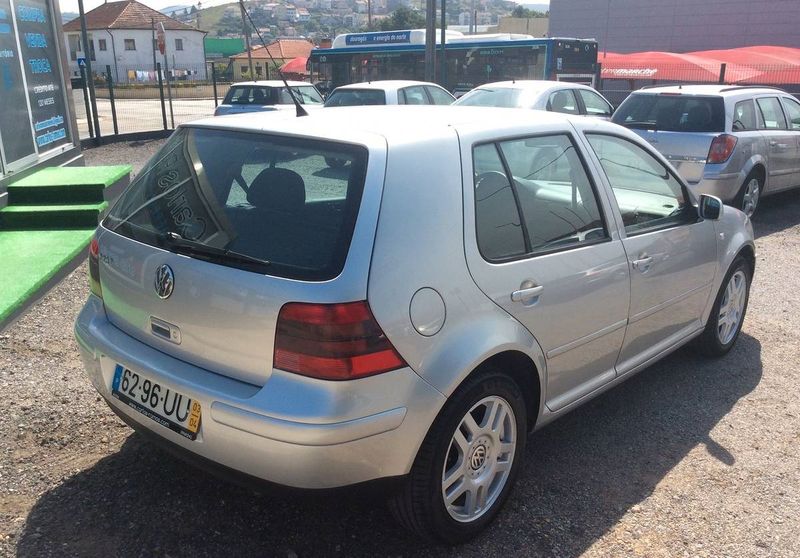 Volkswagen Golf • 2003 • 179,999 km 7