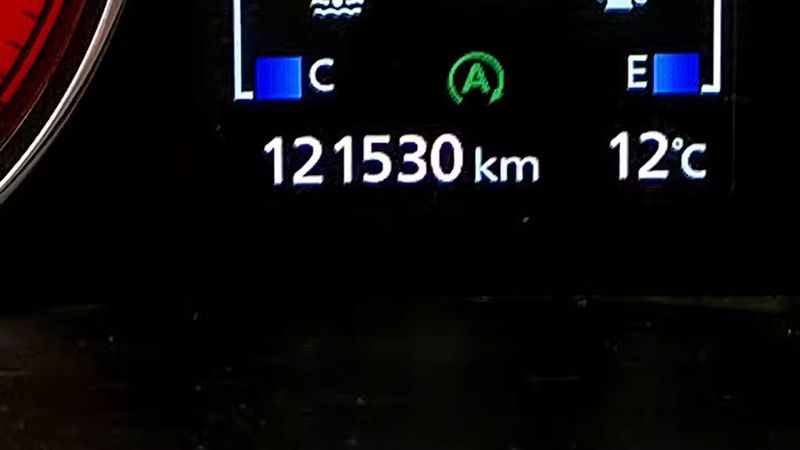 Mitsubishi L200 • 2020 • 121,530 km 11