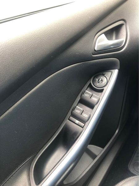 Ford Focus • 2011 • 178,000 km 5