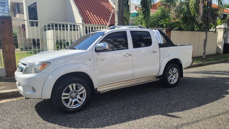 Toyota Hilux • 2008 • 0 km 1