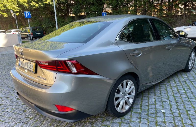 Lexus IS • 2013 • 82,000 km 1