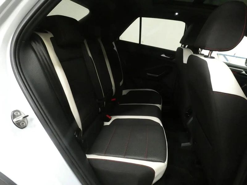 Volkswagen T-Cross • 2018 • 98,000 km 7