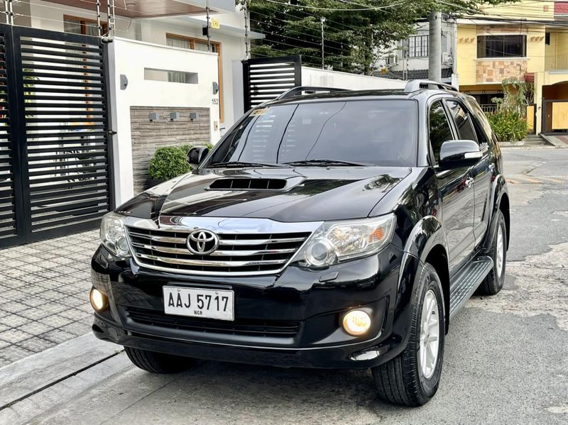 Toyota Fortuner • 2014 • 118 km 1