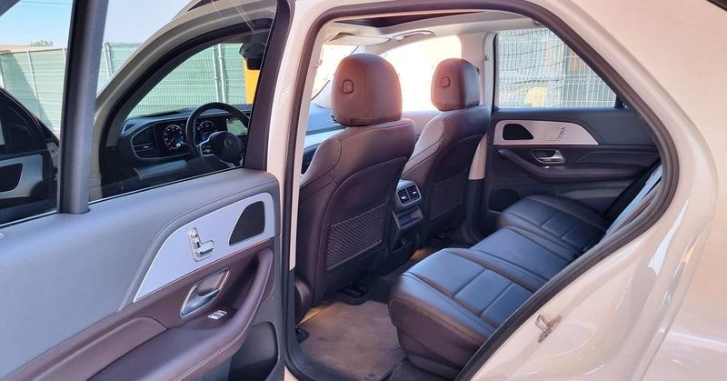 Mercedes-Benz GLE • 2020 • 34,200 km 3