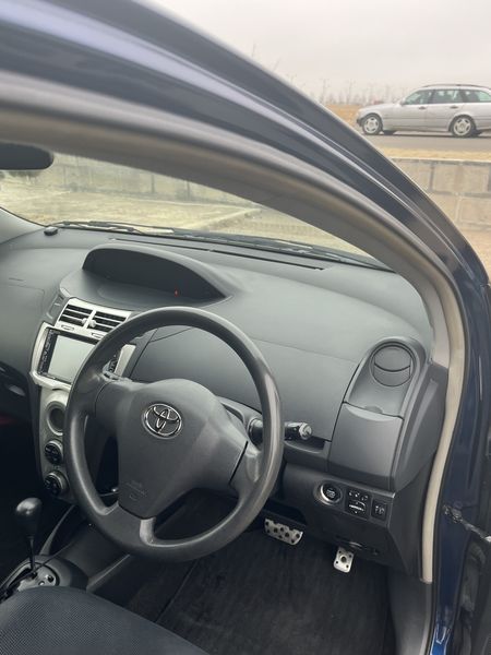 Toyota Vitz • 2006 • 172,337 km 8