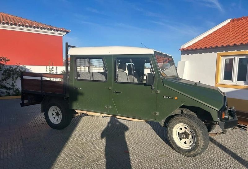 Sinotruk Howo A7 6x4 • 1991 • 196,000 km 3