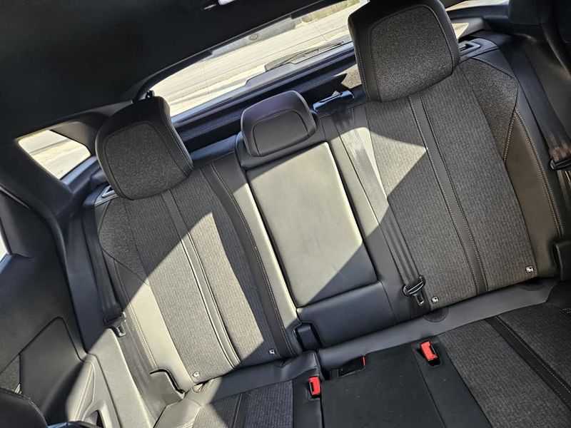 Peugeot 3008 • 2017 • 59,000 km 3