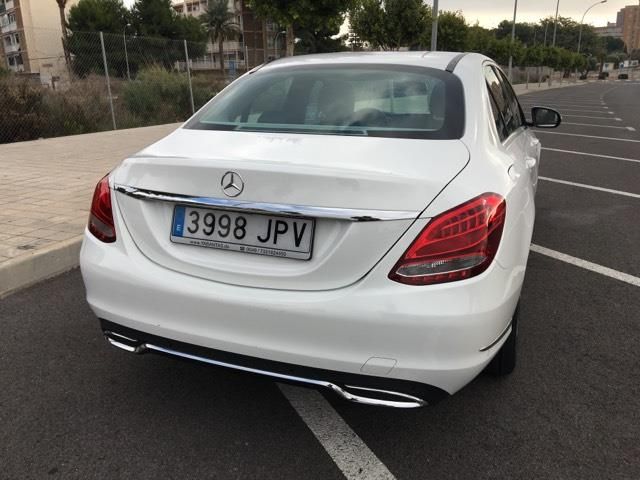Mercedes-Benz C • 2015 • 40,000 km 2