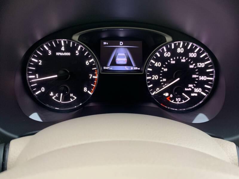 Nissan Altima • 2017 • 51,471 km 3