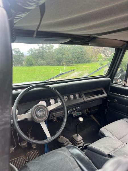 Jeep Wrangler • 1987 • 85,000 km 2