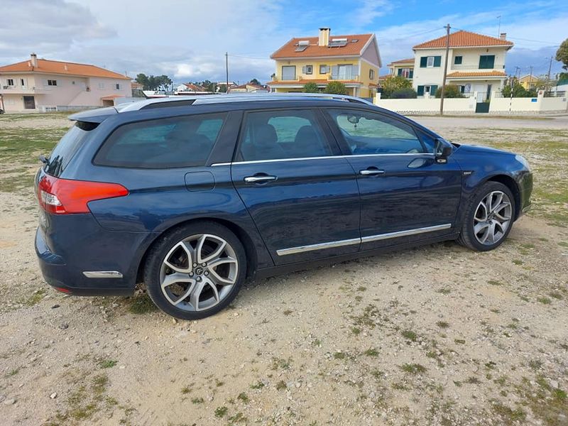 Citroën C5 • 2011 • 120,000 km 2
