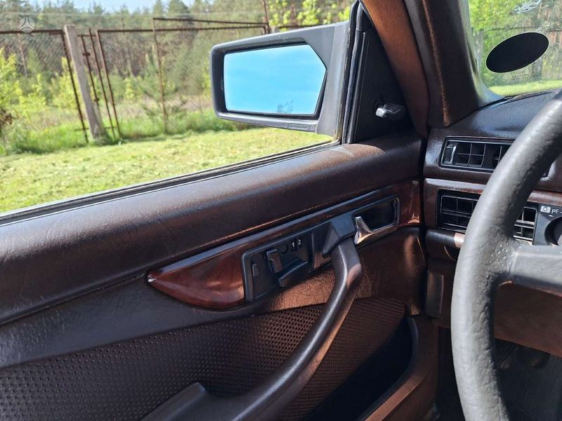 Mercedes-Benz 500 - 600 SEC Coupé • 1986 • 240,000 km 3