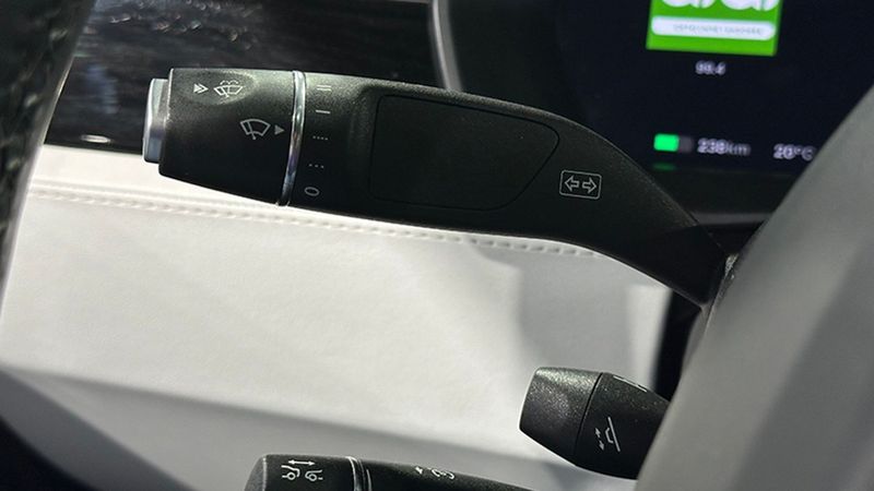 Tesla Model X • 2019 • 51,000 km 18