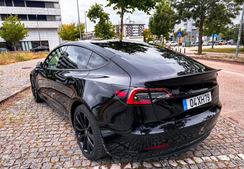 Tesla Model 3 • 2019 • 105,432 km 2