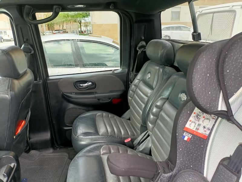 Ford F-150 • 2003 • 92,000 km 8