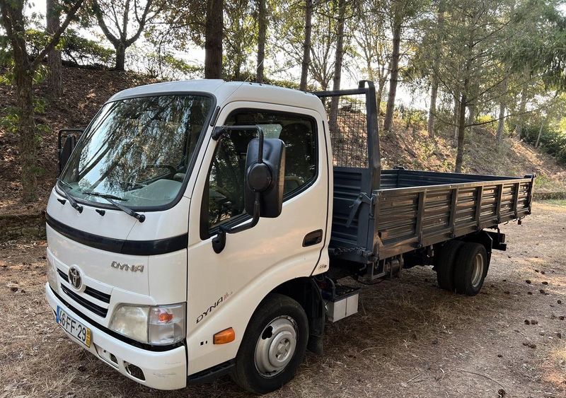 Toyota Dyna • 2008 • 213,000 km 2