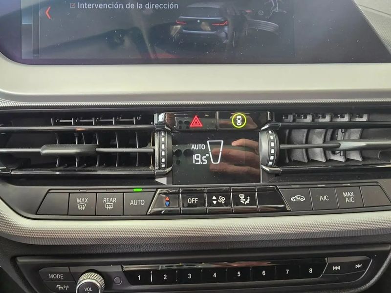 BMW 1 Series • 2020 • 57,000 km 10