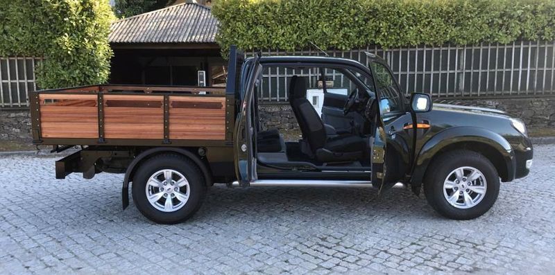 Ford Taurus X • 2011 • 199,999 km 3