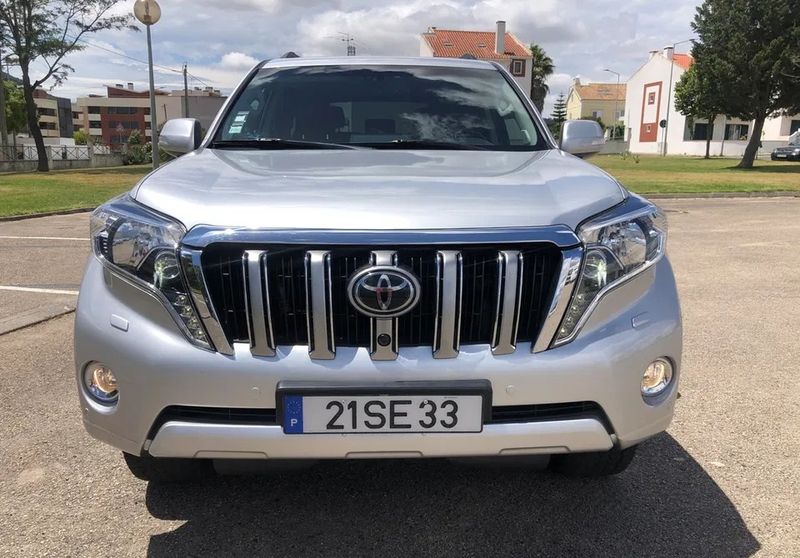 Toyota Land Cruiser • 2016 • 139,000 km 1