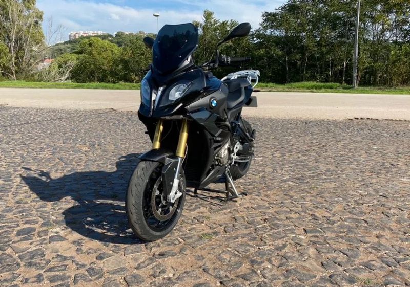 Bmw s1000xr • 2019 • 9,200 km 2